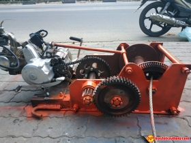 máy tời kéo cây