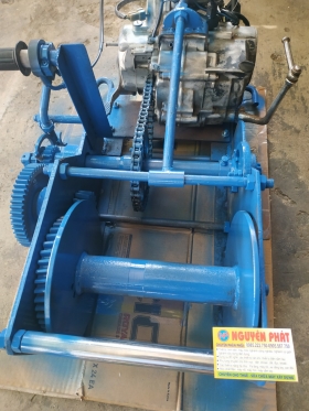 máy tời kéo gỗ , kéo cây